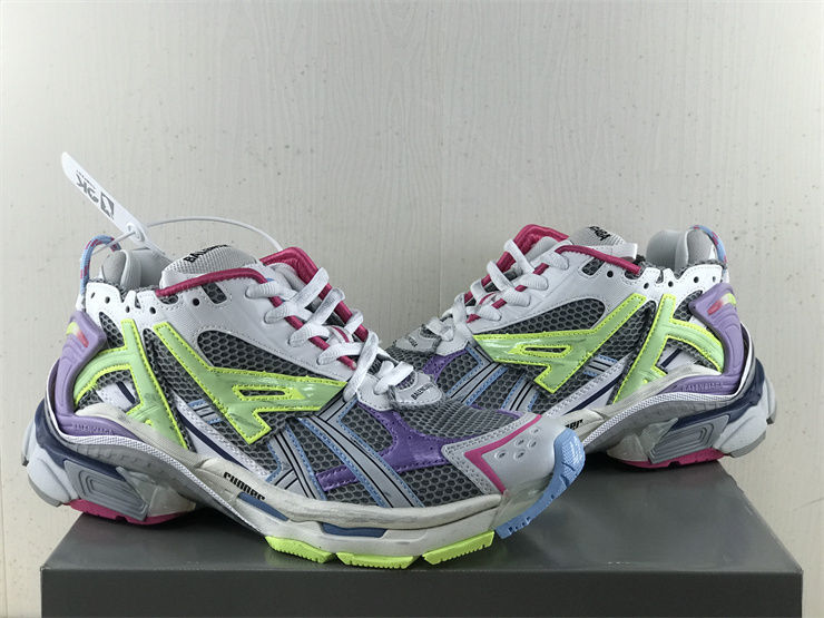 Thumbnail: Balenciaga Runner Sneaker