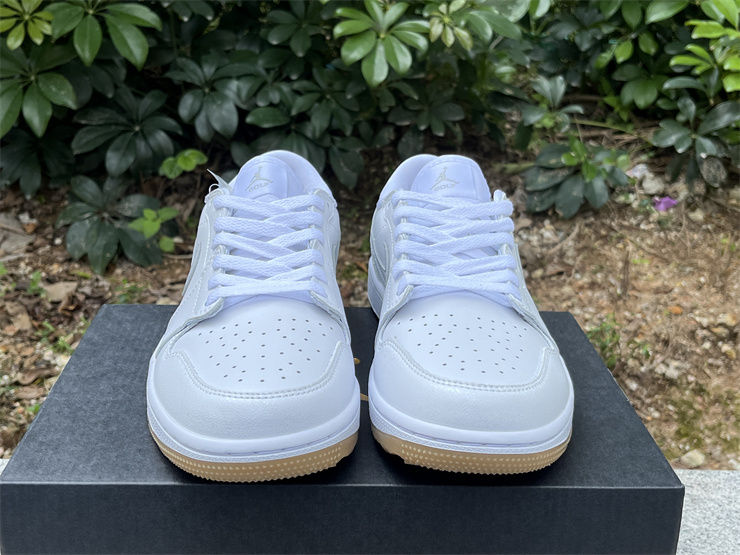 Thumbnail: Air Jordan 1 - Low Golf "White Gum"