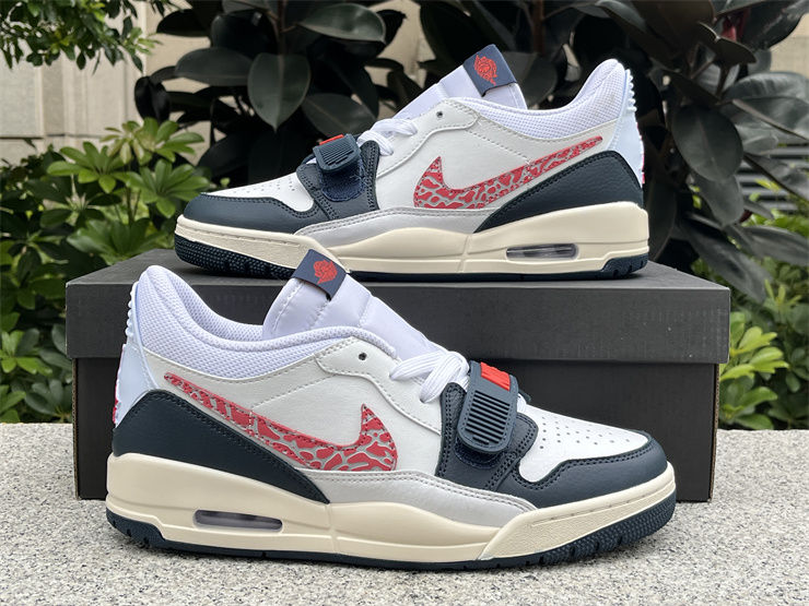 Thumbnail: Air Jordan Legacy 312 - Low "USA"