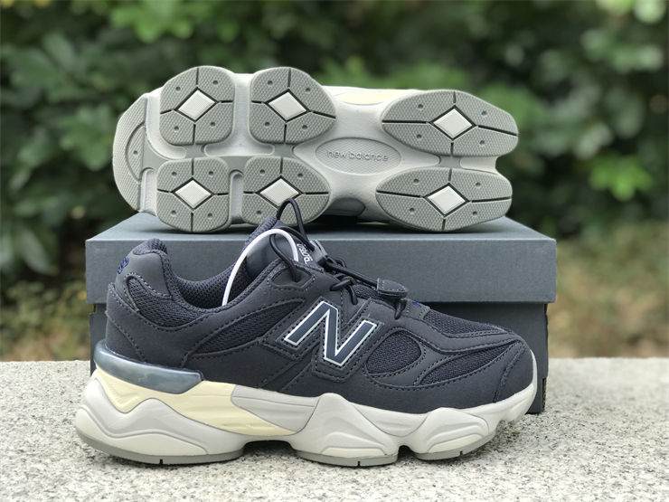 Thumbnail: New Balance 9060 "Eclipse Navy"