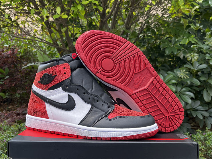 Air Jordan 1 - High OG "Ruby"