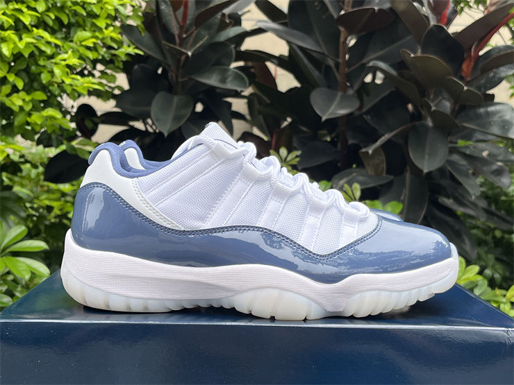 Thumbnail: Air Jordan 11 - Low "Diffused Blue"