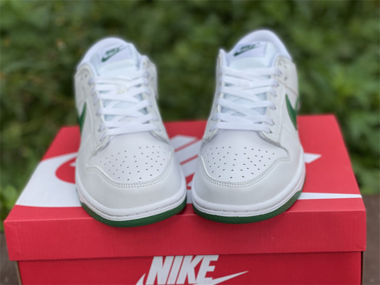 Thumbnail: Nike Dunk - Low "Green Noise"