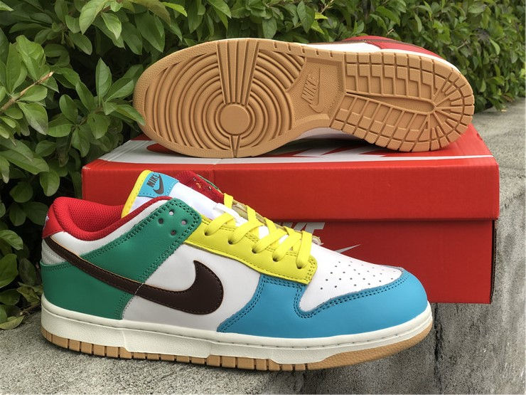 Thumbnail: Nike Dunk - Low "Free.99 - White"