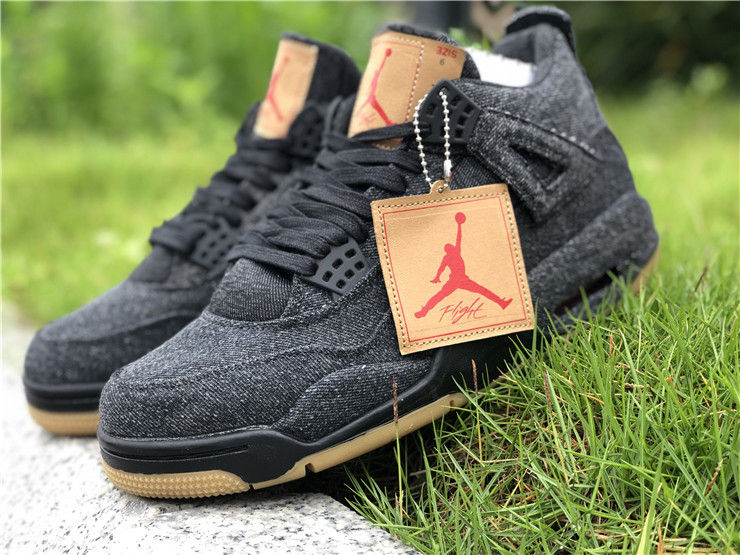 Thumbnail: Levi's x Air Jordan 4 "Black Denim"