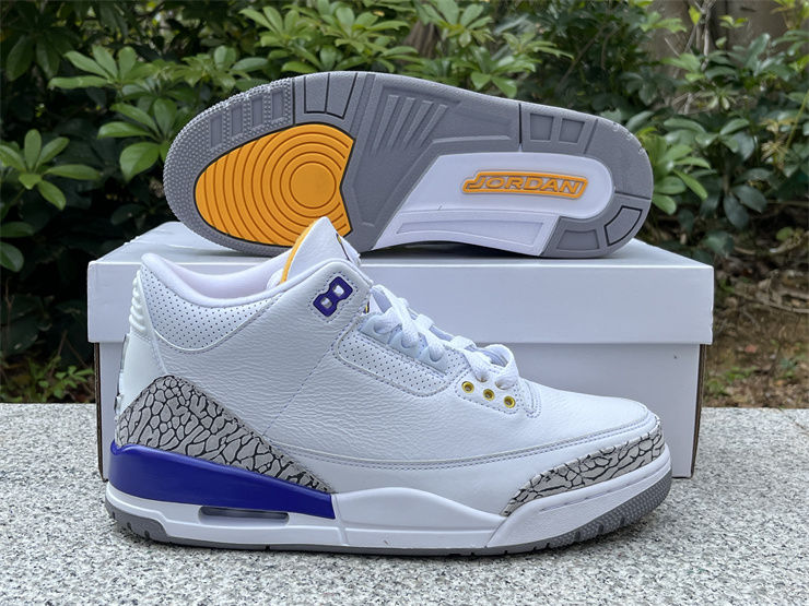 Thumbnail: Air Jordan 3 "Kobe Pack"