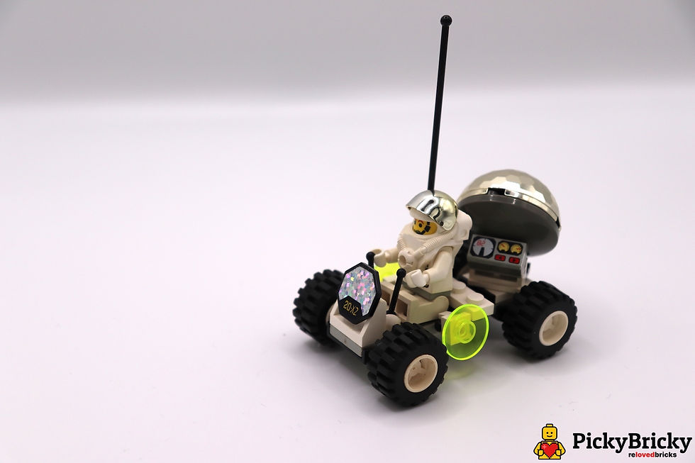 LEGO 6463 Lunar rover: Klassisches Space-Set mit weißem Fahrzeug, Astronaut und glitzerndem Sticker-Element