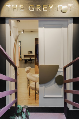 Boutique entrance, door handle design, retail entrance, retail design, exhibition design