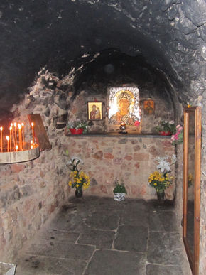 Heliga Philothei leder klostrets byggprojekt!