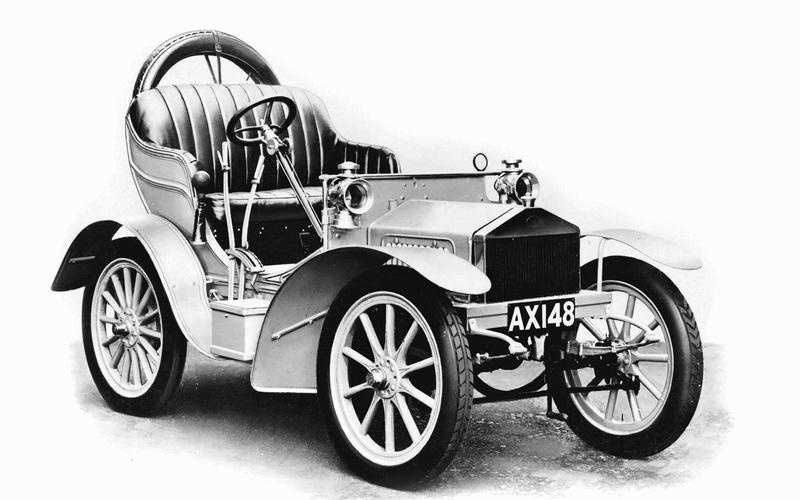 Rolls-Royce 10, mẫu siêu xe đầu tiên của Rolls-Royce, đã ra đời tận hai năm trước khi bản thân hãng được chính thức thành lập