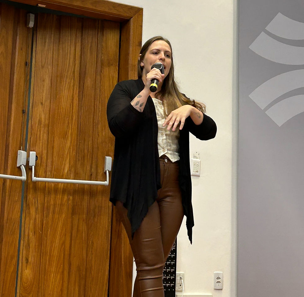 Os resultados apontaram pontos de atenção cruciais para os gestores, como a necessidade de fortalecer a articulação intersetorial, qualificar o monitoramento de dados e otimizar a aplicação de recursos para garantir a continuidade das políticas de SAN