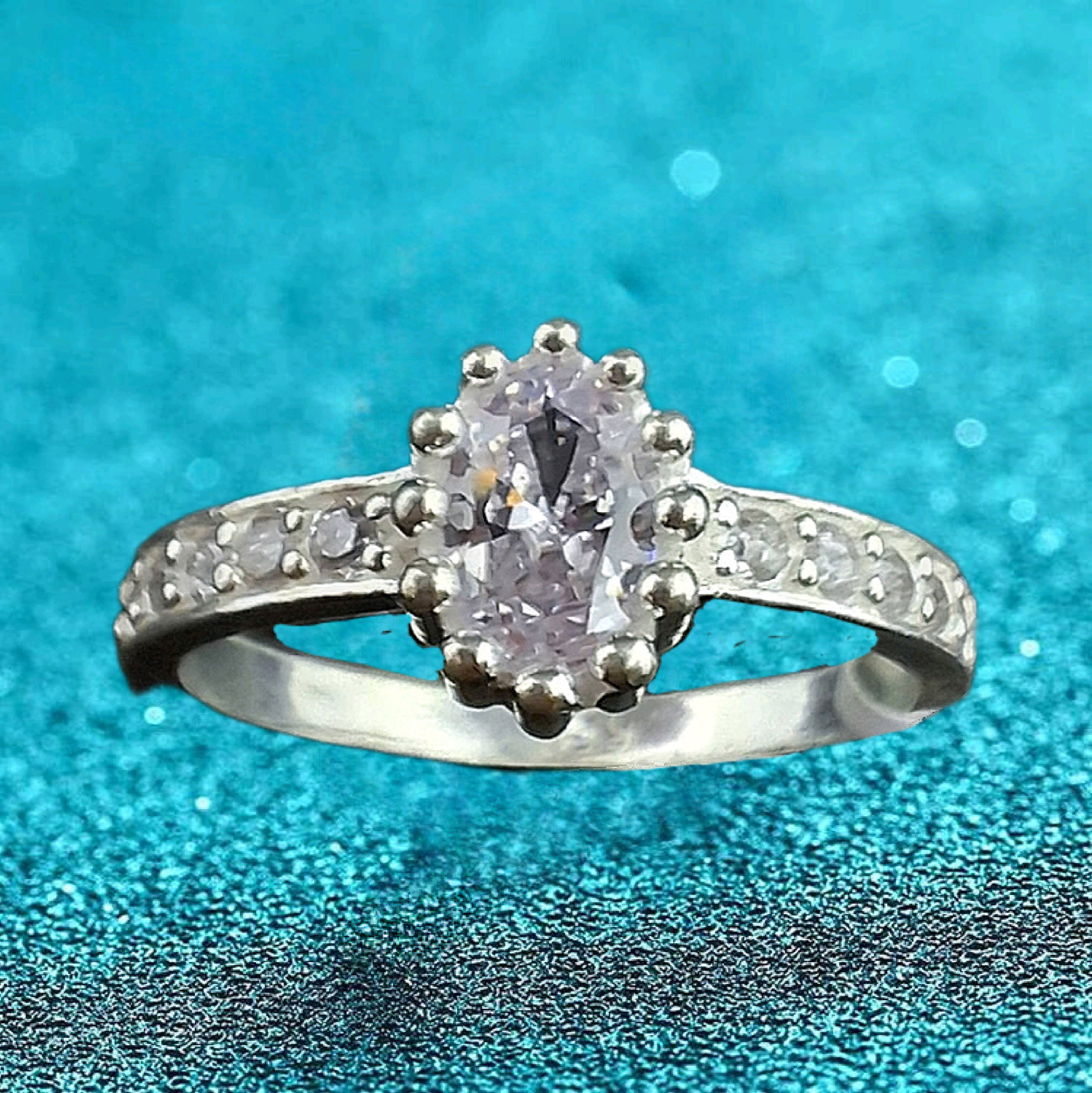 White Diamond Daily Wear Silver ring
