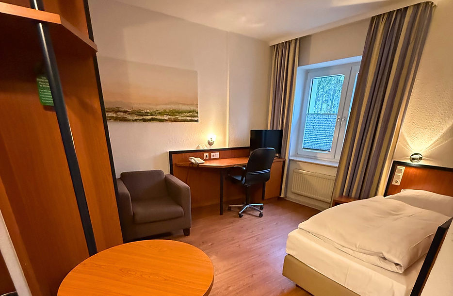 Keyless Boardinghouse (5).jpg