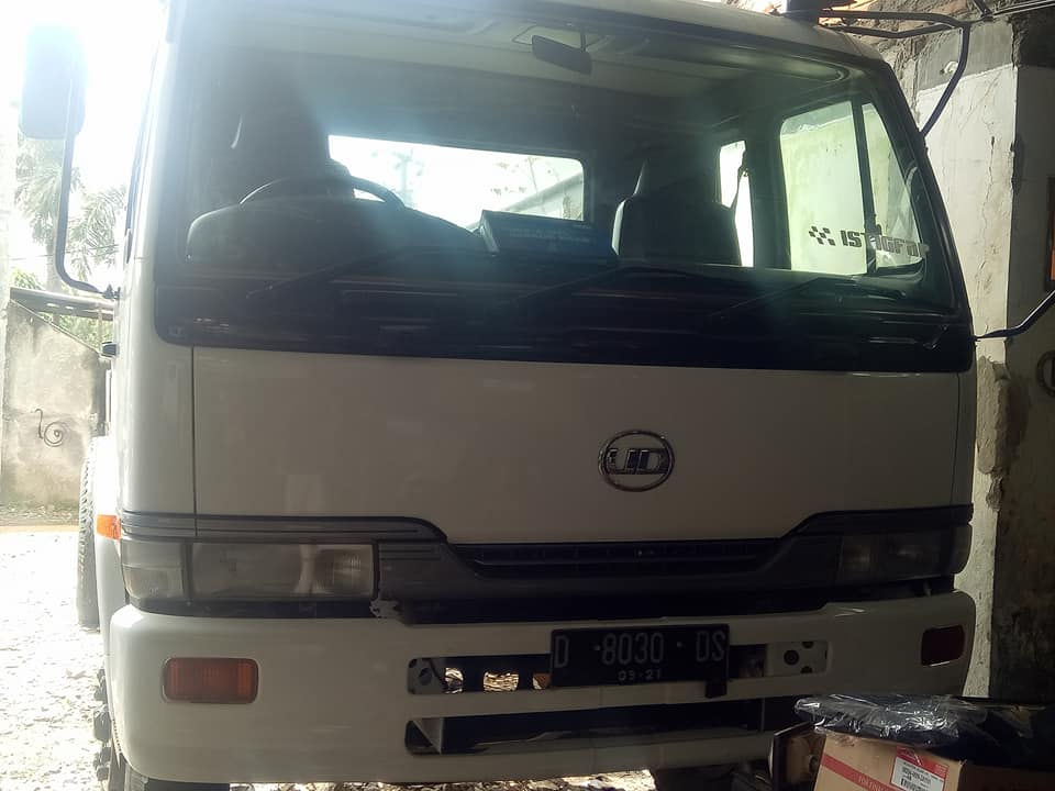 Thumbnail: NISSAN CWA 260