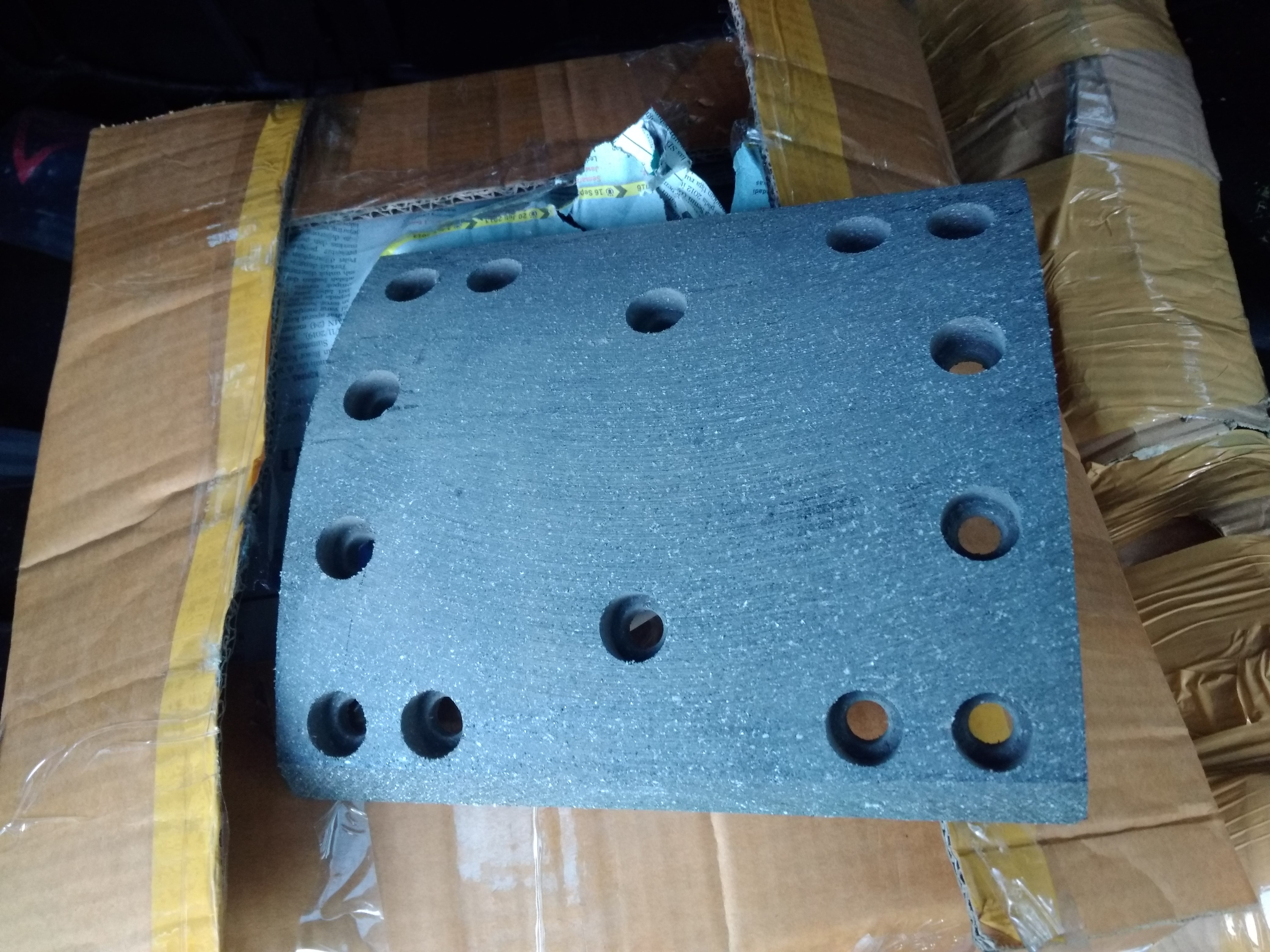 LINING BRAKE FRONT & REAR WITH RIVETS