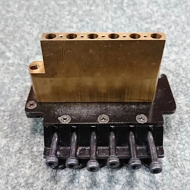Tokai Ayers Rocker V licensed tremolo