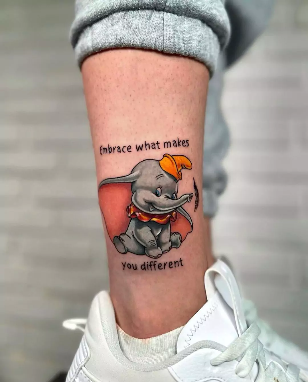Tatuajele cu Elefant tat-too.tv