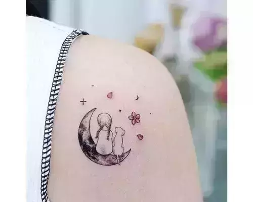 Tatuaje de luna tat-too.tv