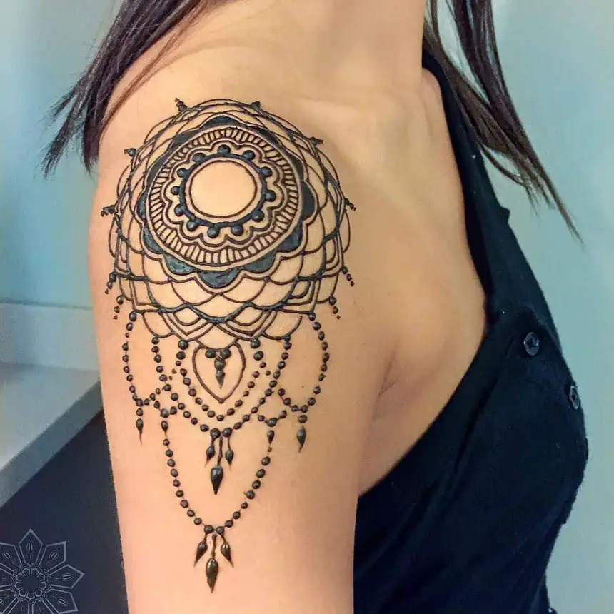 Tatouage au henné tat-too.tv