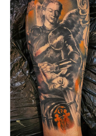 Tatuaj realizat de Hasky tat-too.tv