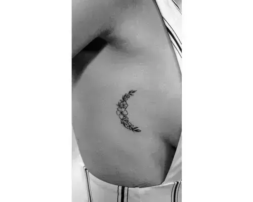 Tatuaje de luna tat-too.tv