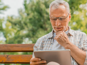 How does F2F fundraising integrate with other marketing channels?