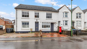 Historic Charm Meets Village Life: A Unique Georgian Maisonette in Keymer