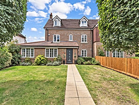 An imposing and spacious 5-bedroom home, boasting an expansive open-plan living and dining area, with a south west facing rear garden to capture the evening sun, garage and parking to the rear of the property and accessed via Reed Close. Built by Matthew Homes in 2014.