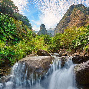iao-valley-maui.jpg
