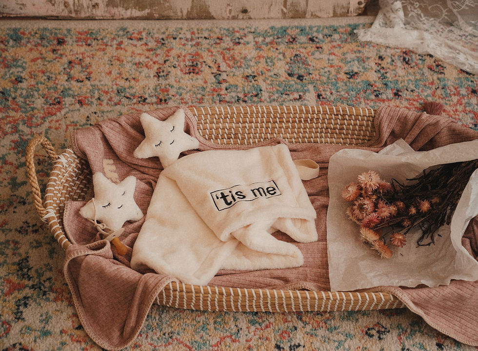 Thumbnail: Paci Rattle Holder (Star, Cream)