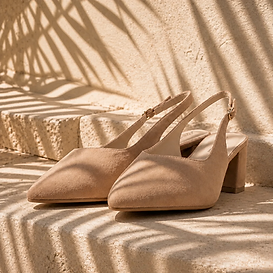 paire de chaussures spécialement pieds larges