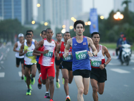 31st SEA Games [Marathon]: Vietnam's Hoang Nguyen Thanh and Indonesia's Odekta Naibaho win Marathon 