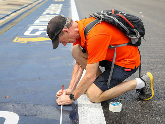 Inside Standard Chartered Singapore Marathon (1): Measuring the Singapore Marathon Race Course