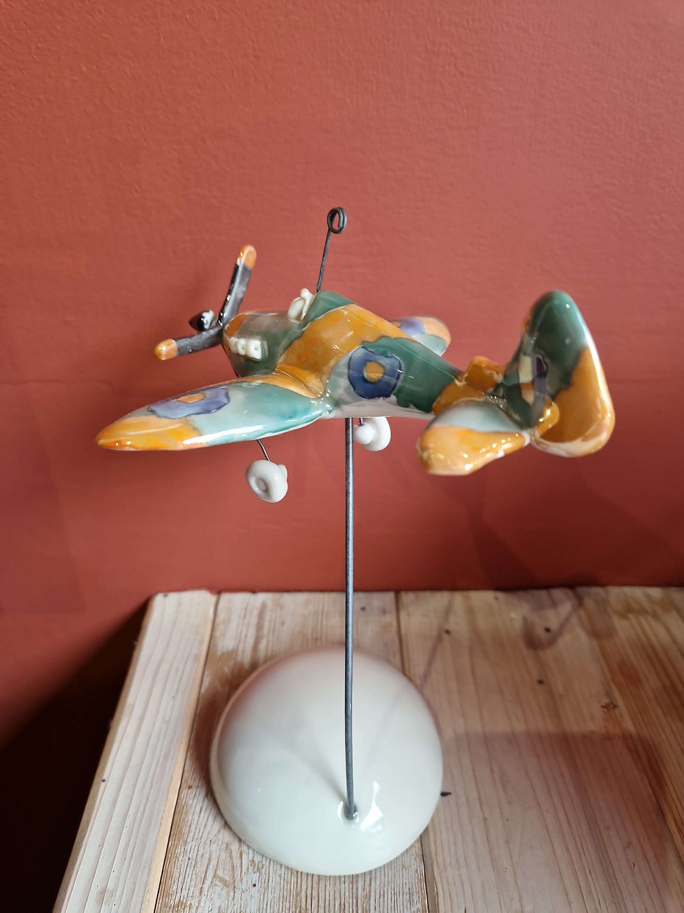 Thumbnail: WWII Fighter and Stand