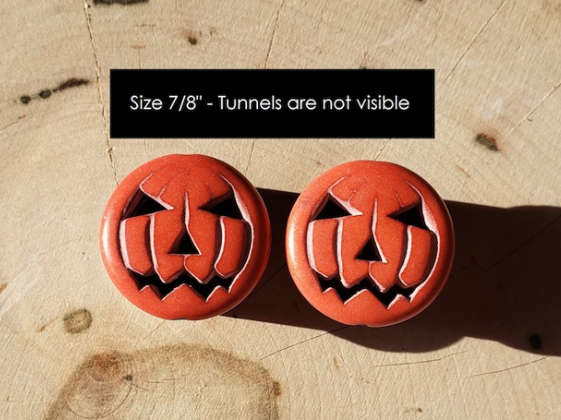 Thumbnail: 7/8" - 1"Jackolantern Plugs