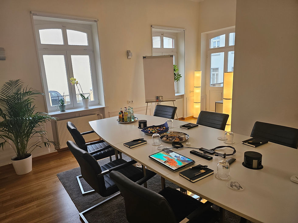 Flipchart und Stromanschlüsse