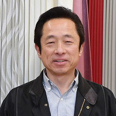 カーテンステーション代表