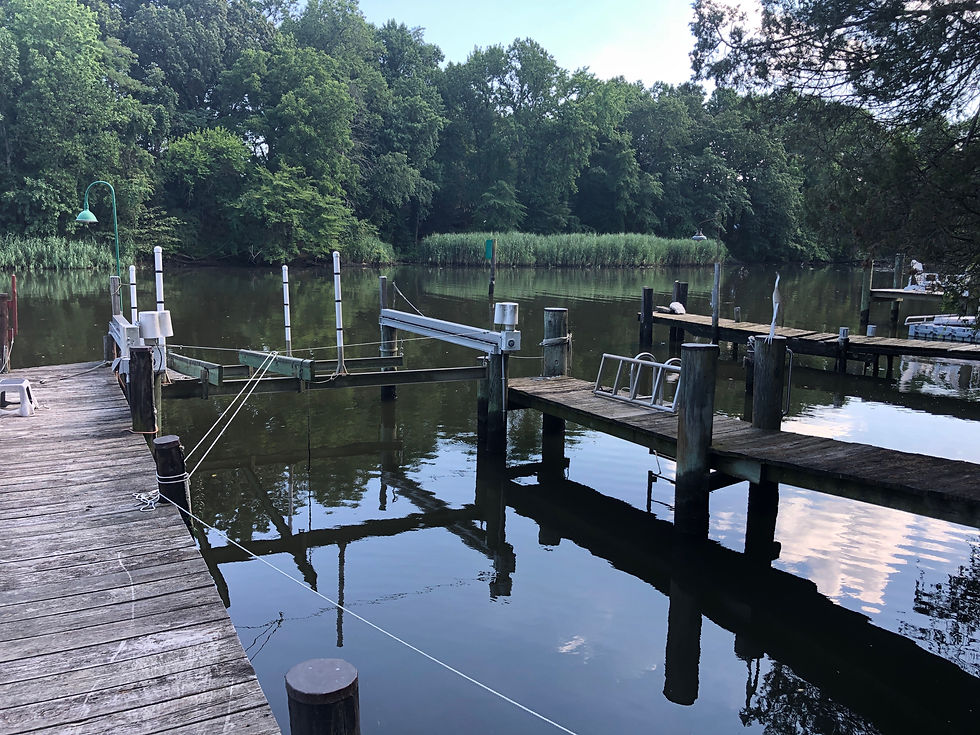 A Fantasy on the Water. 30' Residential Slip with Boat Lift on Back Creek