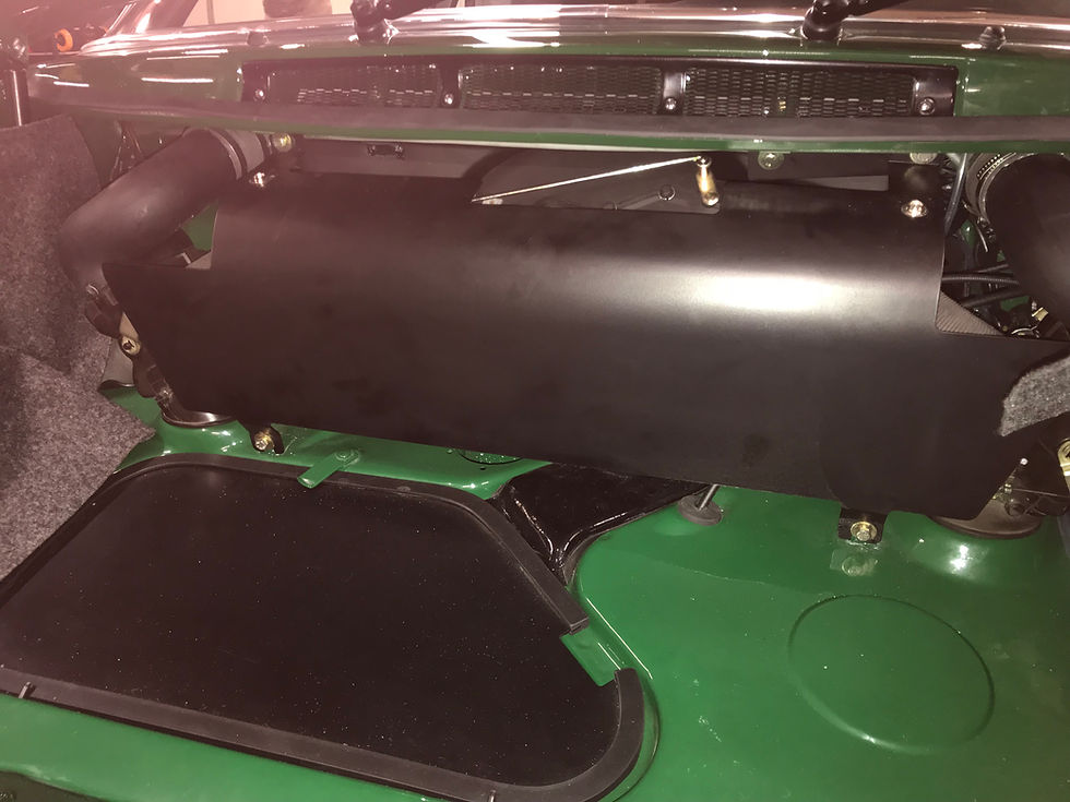 Miniaturbild: Lüfterabdeckung für Porsche 911 Aluminium ungelocht