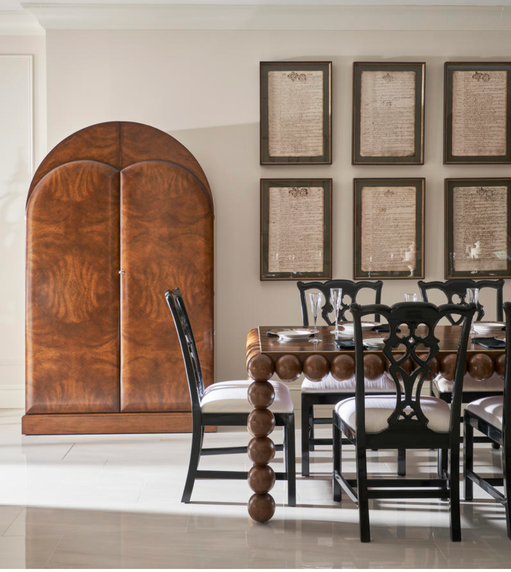 Arnoncourt Bar Armoire