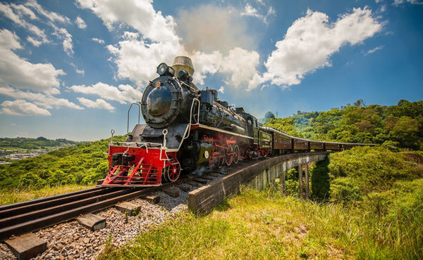 Tour Maria Fumaça, passeio de trem histórico na Serra Gaúcha