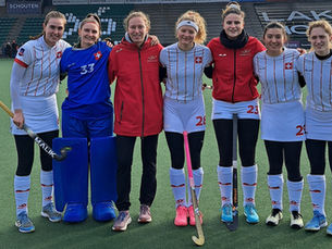 Die Schweizer Damen-Nati spielt an der WM-Qualifikation in Santiago (Chile) mit grosser Oltner Delegation