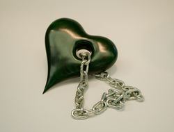 DSD Store-Chained Heart/ My Heart Belongs to You