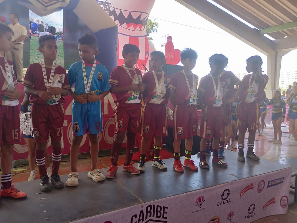 Encuentro futbolístico de niños y jóvenes en la ciudad de Barranquilla