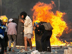 Indonesia: Arde la democracia del archipiélago