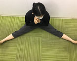 開脚ストレッチ