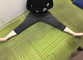 開脚ストレッチ