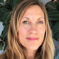 Lauren Toolin-Yoga Vidya.jpeg