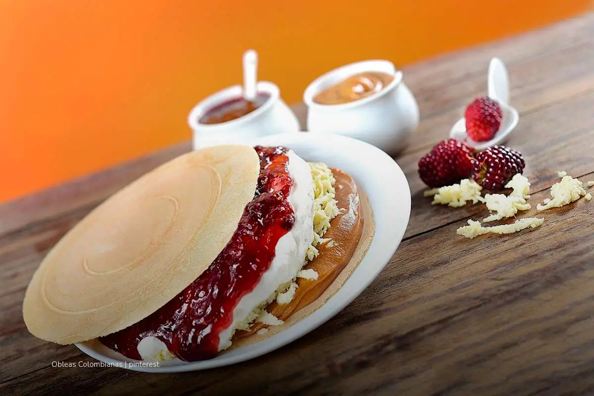 La clásica oblea: una experiencia de sabor colombiano que no te puedes perder