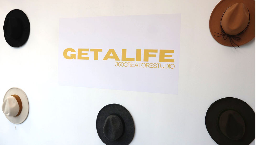 The Getalife 360 Creators Studio in NYC is a flexible space designed for photography, video production, and creative projects. With unique styling and customizable setups, it’s the perfect environment for artists, brands, and businesses looking to produce standout content. From fashion shoots to product campaigns, our creative studio in NYC provides both professional equipment and a creative atmosphere.